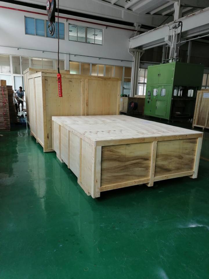 大型設備出口木箱